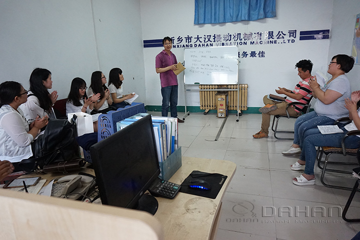 漢螺旋給料機實力雄厚，技術(shù)研發(fā)團隊上百人